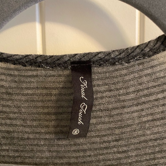 Long Flowy Gray Stripped Cardigan - Picture 3 of 5